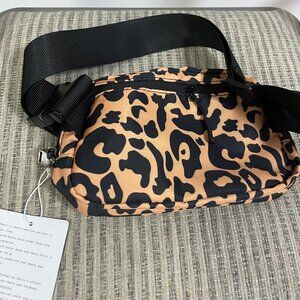Lululemon Everywhere Belt Bag 1L New Black Crossbody bag